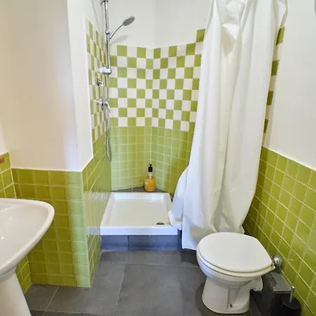 Il Nespolo Di Campopisano