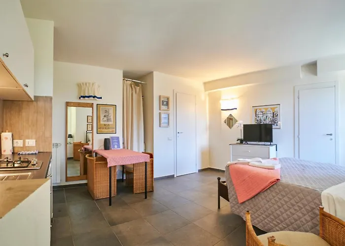 Il Nespolo Di Campopisano * Cenova